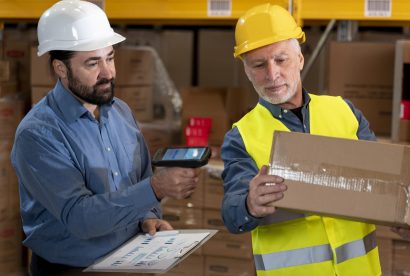 male-employees-warehouse (1)